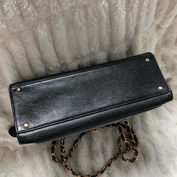 SOLD - Chanel Vintage Caviar Shoulder Bag - Picture 7 of 7